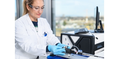 Raman spectroscopic cell line  development in biopharma