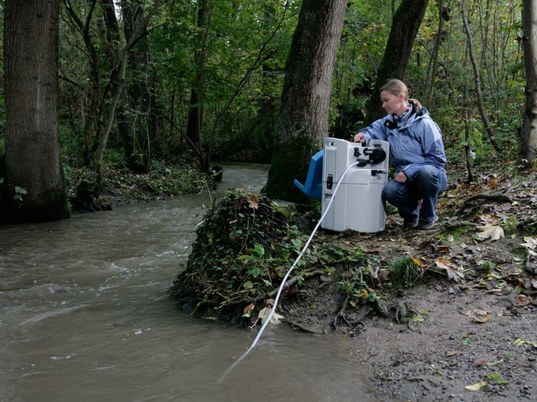 Practical and compliant water quality monitoring Practical and compliant water quality monitoring