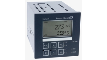 Liquisys De COM223 is een compacte paneeltransmitter voor opgeloste-zuurstofmetingen.