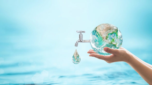 Sustainably manage the natural resource of fresh water and protect the hydrosphere.