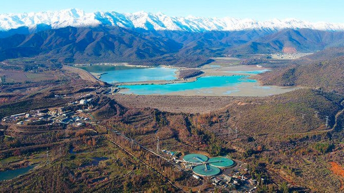 Minera Valle Central in Chili voert online-interface-metingen en troebelheidsbewaking uit