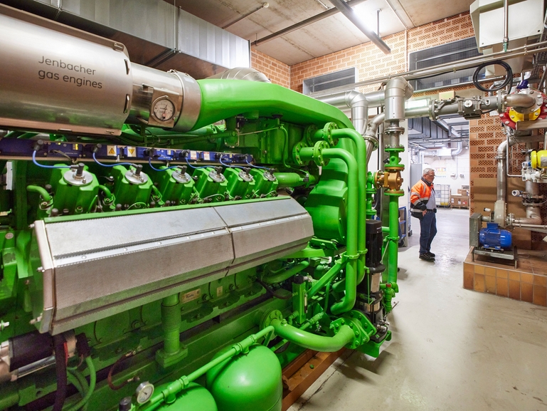 Gasaangedreven motor om biogas om te zetten in elektriciteit