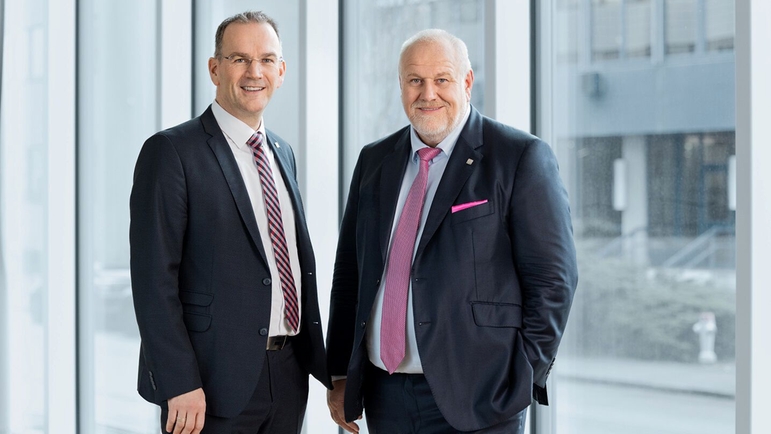 CEO Dr Peter Selders en Matthias Altendorf, voorzitter van de raad van commissarissen.